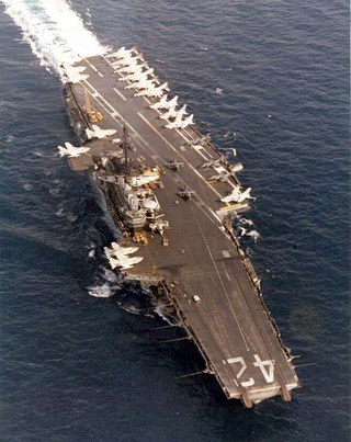 Illustration for article titled The Time When AV-8 Harriers Deployed Aboard A Fixed-Wing Navy Carrier Ā